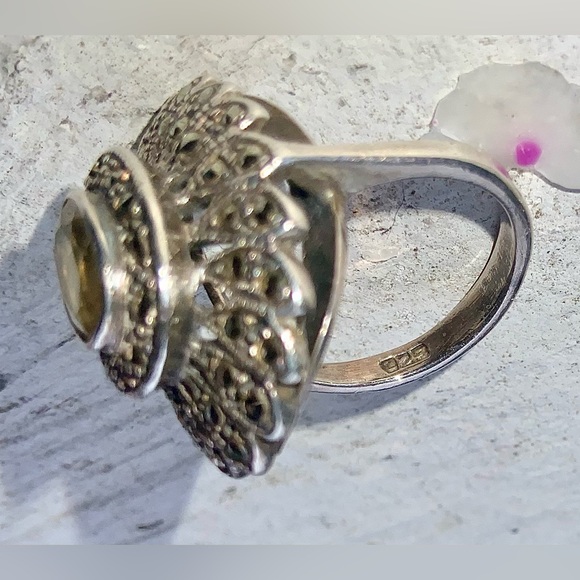 Vintage 925 Sterling Silver Oval-Shaped Citrine Gemstone Ring w/ Marcasite Sz 6 - Picture 13 of 16